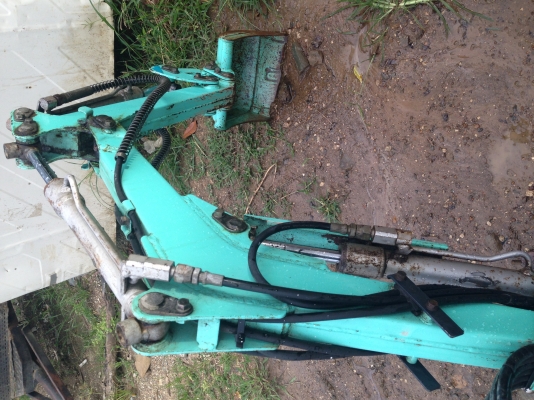 รถขุดเล็ก kobelco ss
