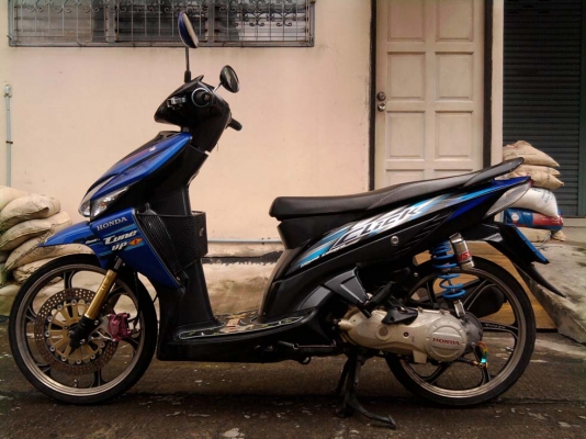 ขออนุญาติขาย Honda Click Combi Brake มือเดียว แต่งสวยมาก