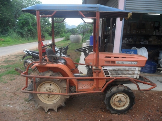 ขายแล้ว พี่วิเชียร บ้านเก่า รับรถแล้วครับ รถไถเล็ก KUBOTA รุ่น B1400 มีโคลงกันอ้อย-พร้อมโรตารี่ สภาพสวยใช้น้อยยางดี