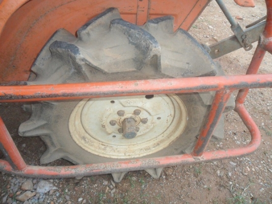 ขายแล้ว พี่วิเชียร บ้านเก่า รับรถแล้วครับ รถไถเล็ก KUBOTA รุ่น B1400 มีโคลงกันอ้อย-พร้อมโรตารี่ สภาพสวยใช้น้อยยางดี