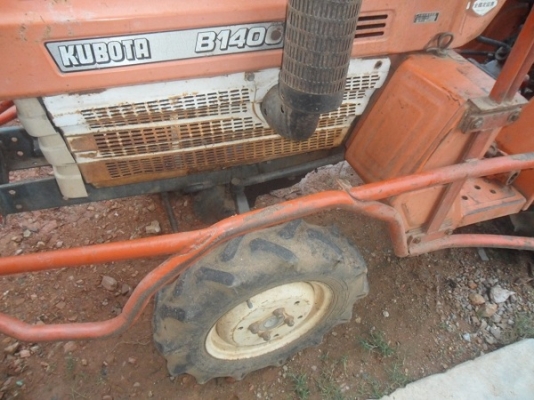 ขายแล้ว พี่วิเชียร บ้านเก่า รับรถแล้วครับ รถไถเล็ก KUBOTA รุ่น B1400 มีโคลงกันอ้อย-พร้อมโรตารี่ สภาพสวยใช้น้อยยางดี