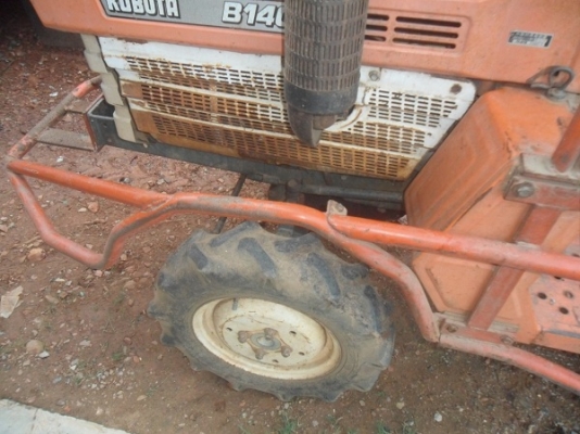 ขายแล้ว พี่วิเชียร บ้านเก่า รับรถแล้วครับ รถไถเล็ก KUBOTA รุ่น B1400 มีโคลงกันอ้อย-พร้อมโรตารี่ สภาพสวยใช้น้อยยางดี