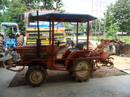 ขายแล้ว พี่วิเชียร บ้านเก่า รับรถแล้วครับ รถไถเล็ก KUBOTA รุ่น B1400 มีโคลงกันอ้อย-พร้อมโรตารี่ สภาพสวยใช้น้อยยางดี