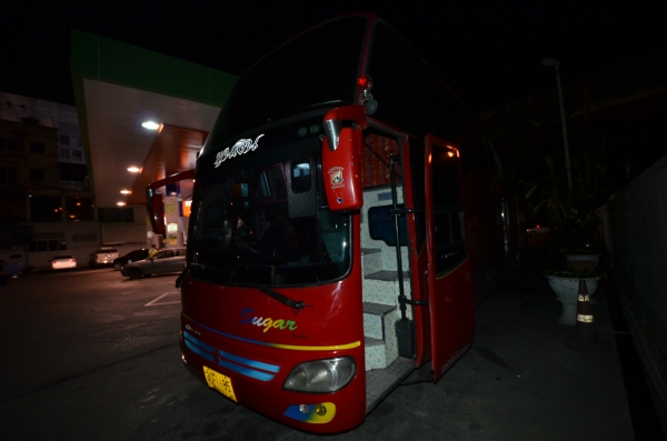 ขายรถบัส 6ล้อ เเอร์