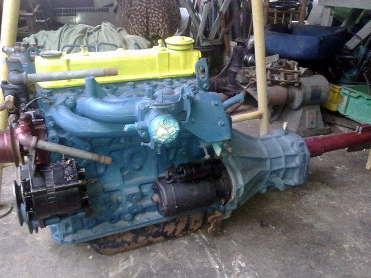 เครื่องเรือหางยาว Nissan Sd22