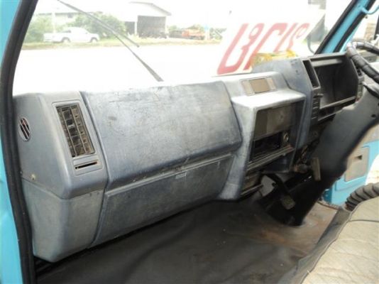 ขาย 4 ล้อ NKR