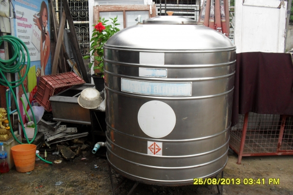 ขายแท้งน้ำสเตนเลสขนาด1100ลิตร