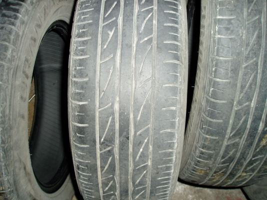 ขายยาง175 65 14บริดสโตนAR10