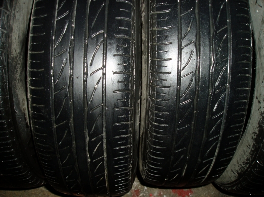 ขายยาง175 65 14บริดสโตนAR10