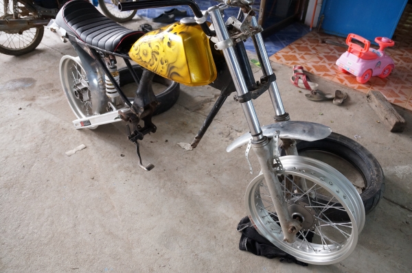 ขาย โครง JX 110  มีทะเบียนขายตามสภาพพร้อมอะไหล่ แต่งเทพๆล้อโตหลัง 5 นิ้ว หน้า 3 นิ้ว ของใหม่หมดนะครับ