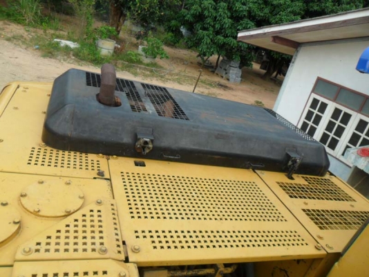 Catterpillar 320 V2 เก็บงานใหม่เป็นบางส่วน ไฟฟ้าครบ เอกสารมี ช่วงล่างสมบูรณ์ ใบ 80 เซ็น