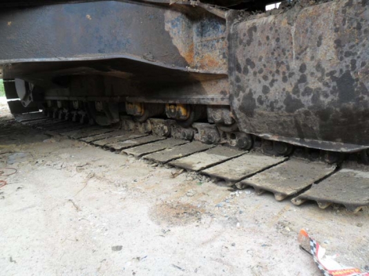 Catterpillar 320 V2 เก็บงานใหม่เป็นบางส่วน ไฟฟ้าครบ เอกสารมี ช่วงล่างสมบูรณ์ ใบ 80 เซ็น