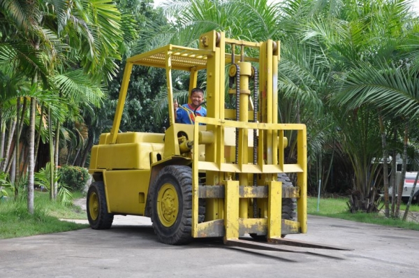 ขายFORKLIFT KOMATSU FG35(3.5ตัน ดีเซล)  นำเข้าญี่ปุ่นยังไม่เคยใช้ในไทย 189,000 เท่านั้น!!