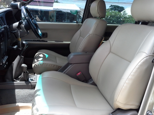 TOYOTA d4d sportcruiser 2.5 ปี2004