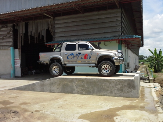 TOYOTA d4d sportcruiser 2.5 ปี2004