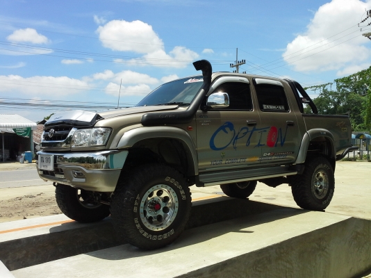 TOYOTA d4d sportcruiser 2.5 ปี2004