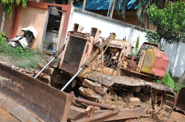 ขายแทรกเตอร์ MITSUBISHI D2 ตีนเป็ด สภาพเดิมๆจากญี่ปุ่นยังไม่เคยใช้งานในไทย 95,000 เท่านั้น!!