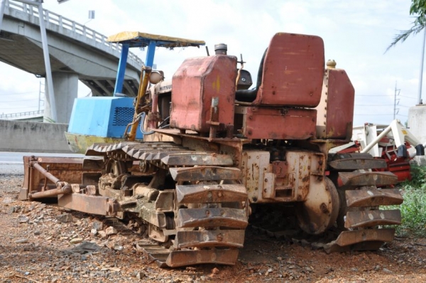 ขายแทรกเตอร์ MITSUBISHI D2 ตีนเป็ด สภาพเดิมๆจากญี่ปุ่นยังไม่เคยใช้งานในไทย 95,000 เท่านั้น!!