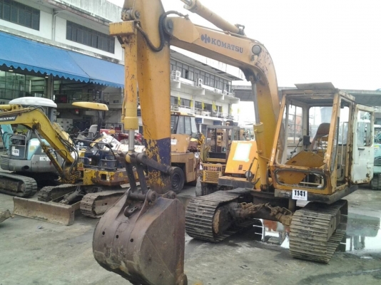 ขายรถแบคโฮว์