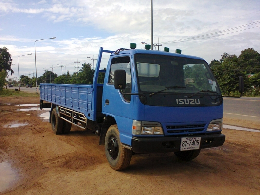 ขาย NQR ยาว 5.5 เมตร ปี47 เครื่องดีเดินนิ่ม เทอร์โบ อินเตอร์ เอกสารพร้อมโอน ภาษี 57