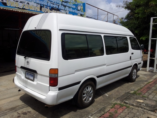 ขาย TOYOTA COMMUTER ปี 2000  สวยๆๆ เปลี่ยนเครื่อง เจ ติดแก็ส พร้อมใช้