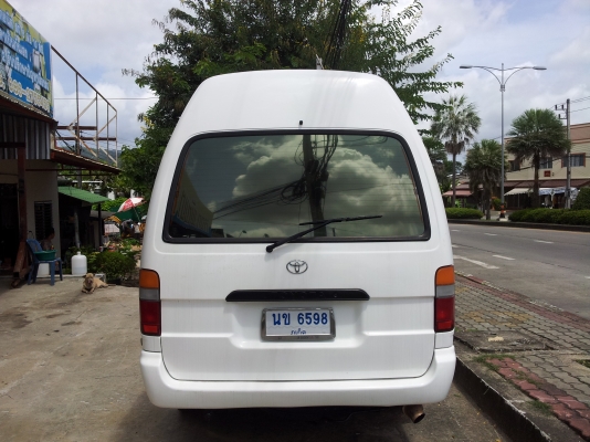 ขาย TOYOTA COMMUTER ปี 2000  สวยๆๆ เปลี่ยนเครื่อง เจ ติดแก็ส พร้อมใช้