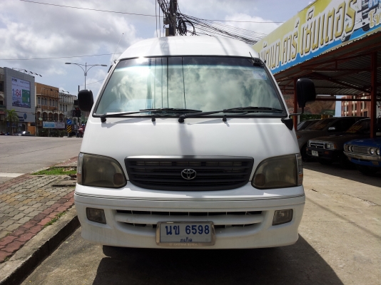 ขาย TOYOTA COMMUTER ปี 2000  สวยๆๆ เปลี่ยนเครื่อง เจ ติดแก็ส พร้อมใช้