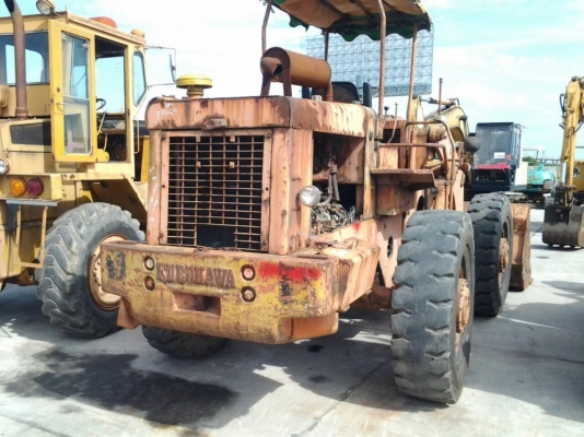 ขายรถตักล้อยาง