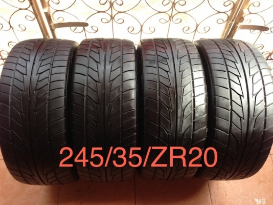 ขายยาง Nitto555 245/35/ZR20 japan สภาพสวย70\%  กลางปี09  สภาพสวยครับ ราคาถูกๆ คู่ละ 4,300 Call 0899672139 นายครับ บริการจัดส่งทั่วประเทศครับ