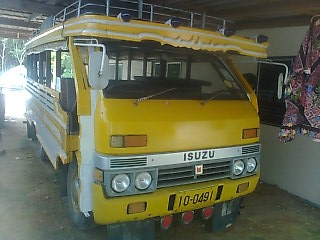 ขายรถสองแถว ISUZU เครื่อง 85 แรงม้า คัสซี 9606804 ลักษณะ ม.3 ขนาดยาง 7.50 - 15 ราคา 70000