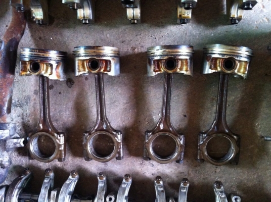 ขายอะไหล่เครื่องhonda hyper 16 valve มีหลายรายการ