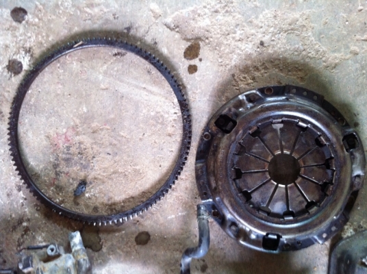 ขายอะไหล่เครื่องhonda hyper 16 valve มีหลายรายการ