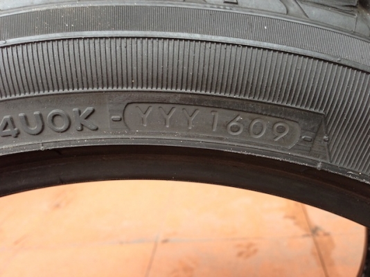 ขายยาง Yokohama A.drive R1 215/45/ZR17 สวยๆดอก90\% ปี09 2,800 1คู่ Call 0899672139 นายครับ บริการจัดส่งทั่วประเทศ ขายยาง Yokohama A.drive R1 215/45/ZR17 สวยๆดอก90\% ปี09 2,800 1คู่ Call 0899672139 นายครับ บริการจัดส่งทั่วประเทศ