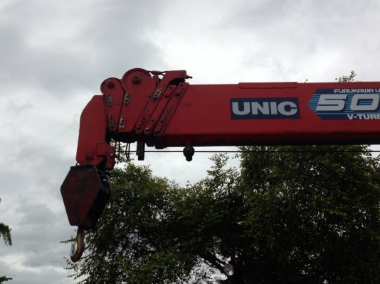ขายเครนUNIC5ตัน6ปอก5ชัก สภาพดี น้ำเข้าติดรถมาจากนอก เอวแน่น บูมไม่มีหักครับ