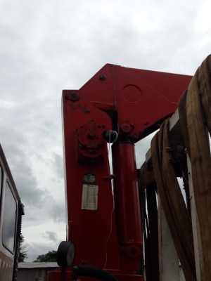 ขายเครนUNIC5ตัน6ปอก5ชัก สภาพดี น้ำเข้าติดรถมาจากนอก เอวแน่น บูมไม่มีหักครับ