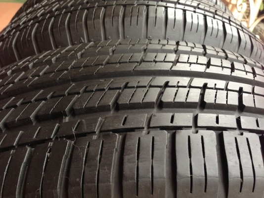 ขายยาง Bridgestone Dueler 225/65/R17 สวยๆดอก80\% กลางปี10 1ชุด 4,800 Call 0899672139 นายครับ บริการจัดส่งทั่วประเทศ ขายยาง Bridgestone Dueler 225/65/R17 สวยๆดอก80\% กลางปี10 1ชุด 4,800 Call 0899672139 นายครับ บริการจัดส่งทั่วประเทศ