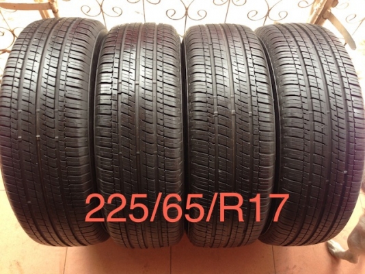 ขายยาง Bridgestone Dueler 225/65/R17 สวยๆดอก80\% กลางปี10 1ชุด 4,800 Call 0899672139 นายครับ บริการจัดส่งทั่วประเทศ