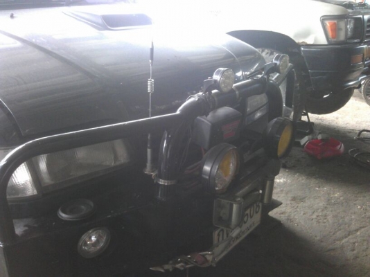 ขอขาย KIA SPORTAGE ยาง 32 แต่งลุยซักคนครับ ขอขาย KIA SPORTAGE ยาง 32 แต่งลุยซักคนครับ