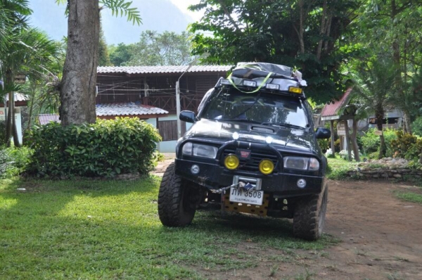 ขอขาย KIA SPORTAGE ยาง 32 แต่งลุยซักคนครับ ขอขาย KIA SPORTAGE ยาง 32 แต่งลุยซักคนครับ