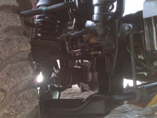 ขอขาย KIA SPORTAGE ยาง 32 แต่งลุยซักคนครับ ขอขาย KIA SPORTAGE ยาง 32 แต่งลุยซักคนครับ