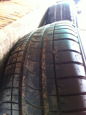 ขายล้อกระทะ 4 รู พร้อมยาง ขอบ 13 ราคา 4500 บาท พร้อมส่ง