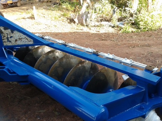 ขายรถไถฟอร์ด6600 T6 ตัวเต็มเช็ดสภาพ มีใบดัน+ผาน7cmtเล่มทะเบียนครบ( สด*ผ่อน คุยได้คับ )