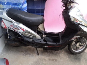 -ขาย อะไหลvtr 250 กับรถไฟฟ้า