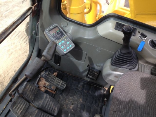 ขายรถแบคโฮ KOMATSU PC130-6 มี VDOครับ ระบบไฟฟ้าเต็ม รถนอกนำเข้าสภาพสวย สนใจติดต่อ 081-2990958 ขายรถแบคโฮ KOMATSU PC130-6 มี VDOครับ ระบบไฟฟ้าเต็ม รถนอกนำเข้าสภาพสวย สนใจติดต่อ 081-2990958