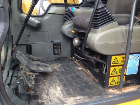 ขายรถแบคโฮ KOMATSU PC130-6 มี VDOครับ ระบบไฟฟ้าเต็ม รถนอกนำเข้าสภาพสวย สนใจติดต่อ 081-2990958 ขายรถแบคโฮ KOMATSU PC130-6 มี VDOครับ ระบบไฟฟ้าเต็ม รถนอกนำเข้าสภาพสวย สนใจติดต่อ 081-2990958