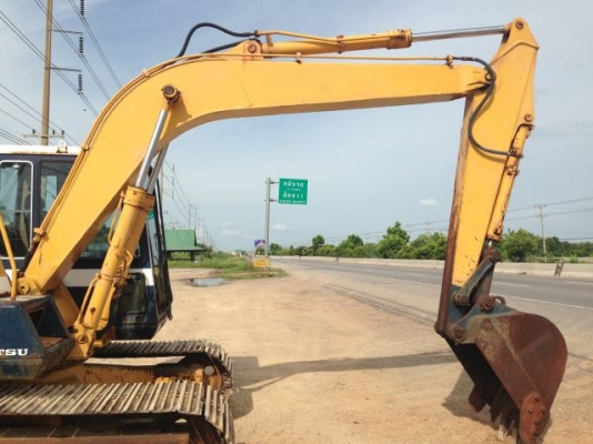 ขายรถแบคโฮ KOMATSU PC100-3 นำเข้าจากญิ่ปุ่น ใบแทร็ค70 ซม.มีVDOการทำงานให้ชมครับ ติดต่อ 081-2990958