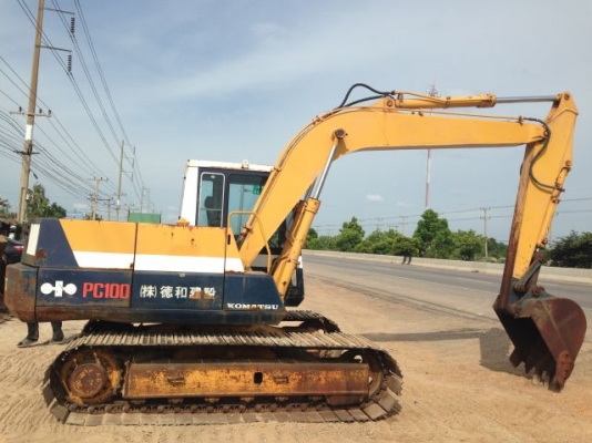 ขายรถแบคโฮ KOMATSU PC100-3 นำเข้าจากญิ่ปุ่น ใบแทร็ค70 ซม.มีVDOการทำงานให้ชมครับ ติดต่อ 081-2990958