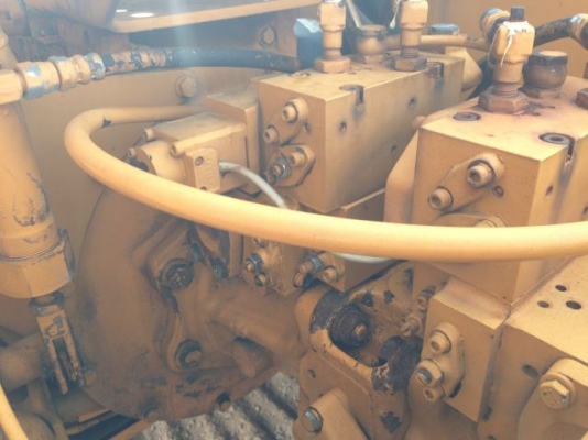 ขายรถแบคโฮ KOMATSU PC100-3 นำเข้าจากญิ่ปุ่น ใบแทร็ค70 ซม.มีVDOการทำงานให้ชมครับ ติดต่อ 081-2990958