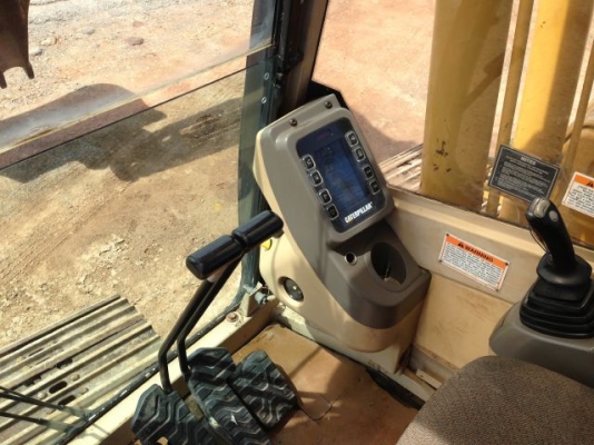 ขายรถแบคโฮ CAT 312B ระบบไฟฟ้าเต็ม ใบแทร็ค70 ซม บูมอาร์มยาวพิเศษ นำเข้าจากญิ่ปุ่น มีVDOการทำงานให้ชมครับ ติดต่อ