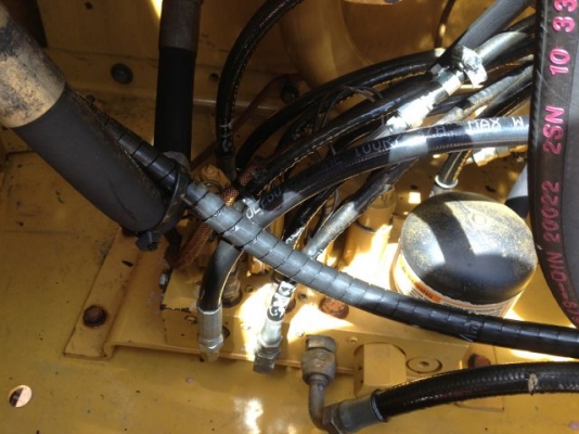 ขายรถแบคโฮ CAT 312B ระบบไฟฟ้าเต็ม ใบแทร็ค70 ซม บูมอาร์มยาวพิเศษ นำเข้าจากญิ่ปุ่น มีVDOการทำงานให้ชมครับ ติดต่อ